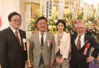 日台交流芦屋の会として毎年台湾建国式典に参列。領事館関係者と。
